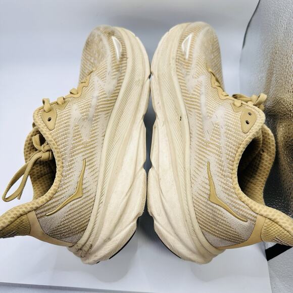 Hoka One One Mens Clifton ‘Wheat/Shifting Sand’Running Shoe | Size 8 (No Insole) main image 4